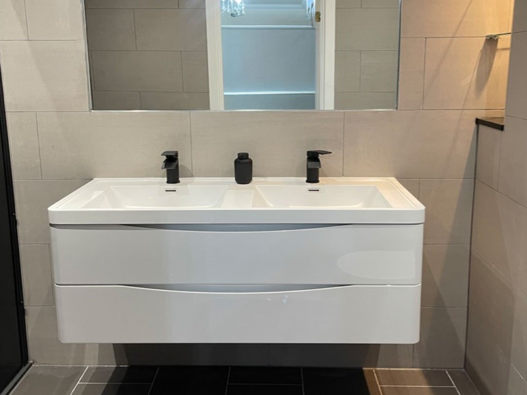 wall hung double basin