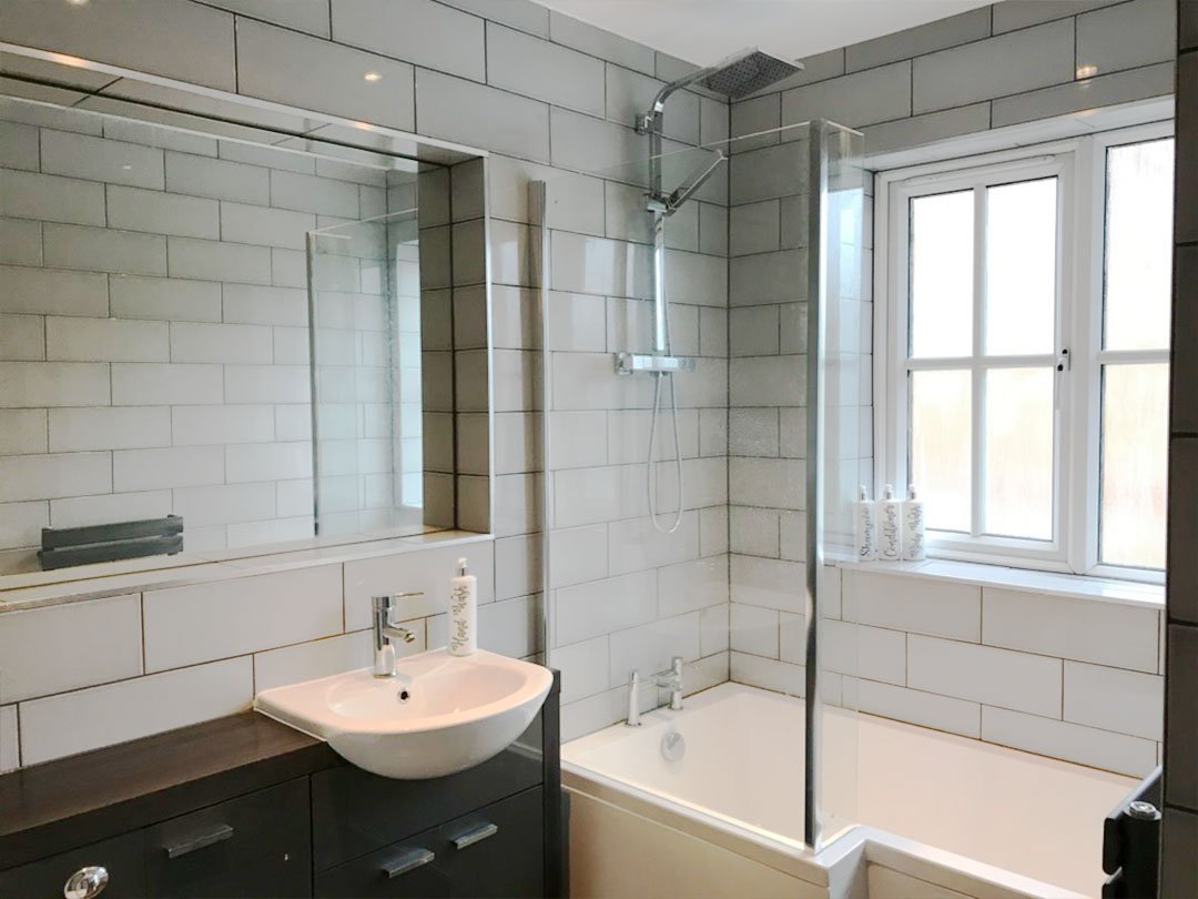 wall hung double basin